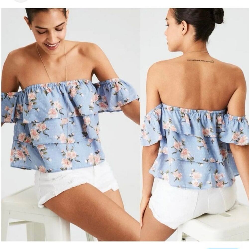 NEW American Eagle off the shoulder top woman’s size medium blue floral ruffled